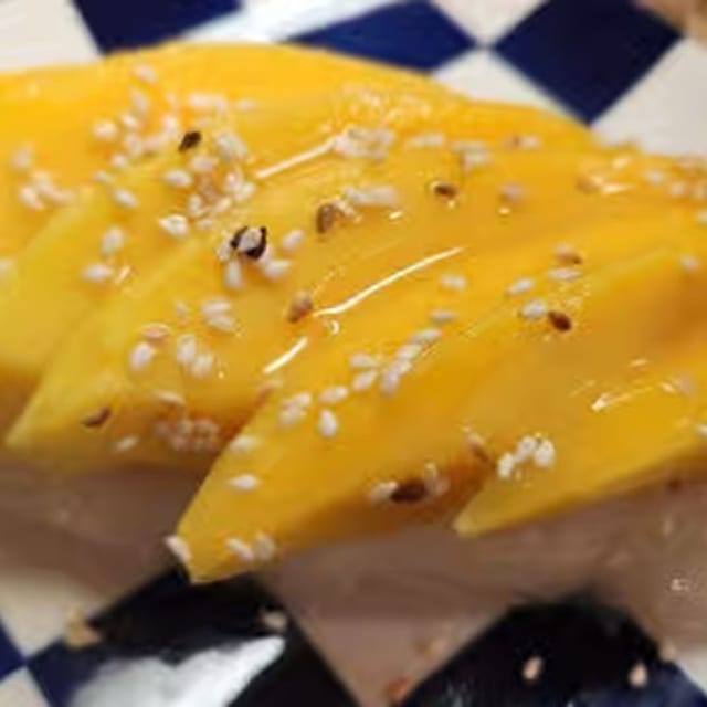 Sweet Rice Mango (Seasonal).