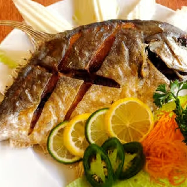 Deep Fried Whole Fish (Red Tilapia or Pompano).