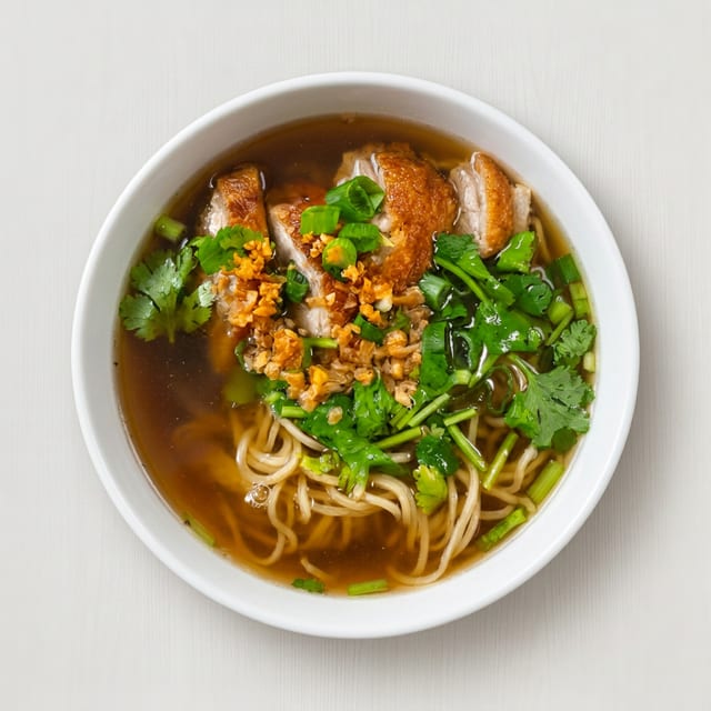 Bamee Ped (Duck Noodle Soup).